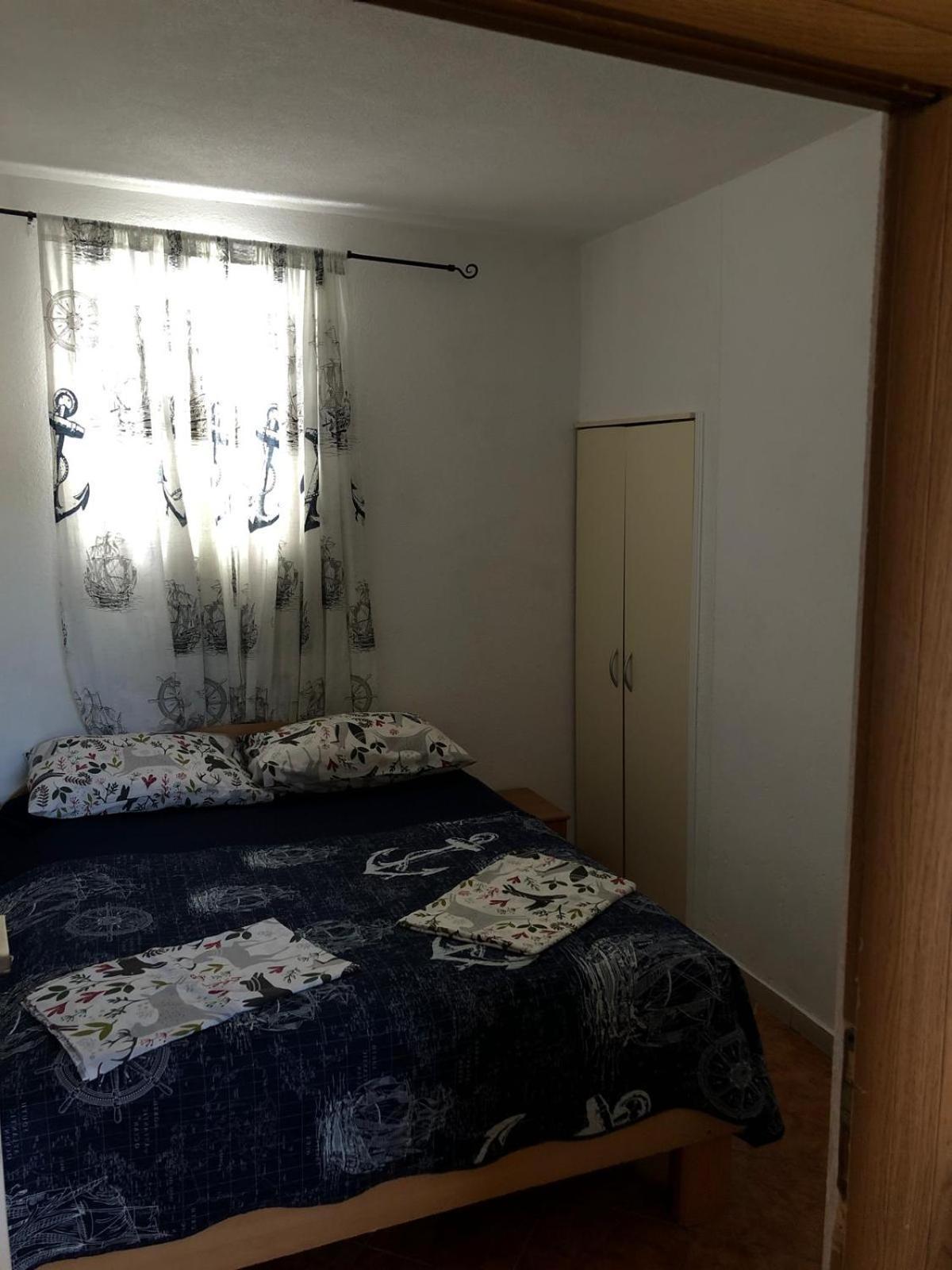 Apartmani Cesarica คาร์โลบัก ห้อง รูปภาพ