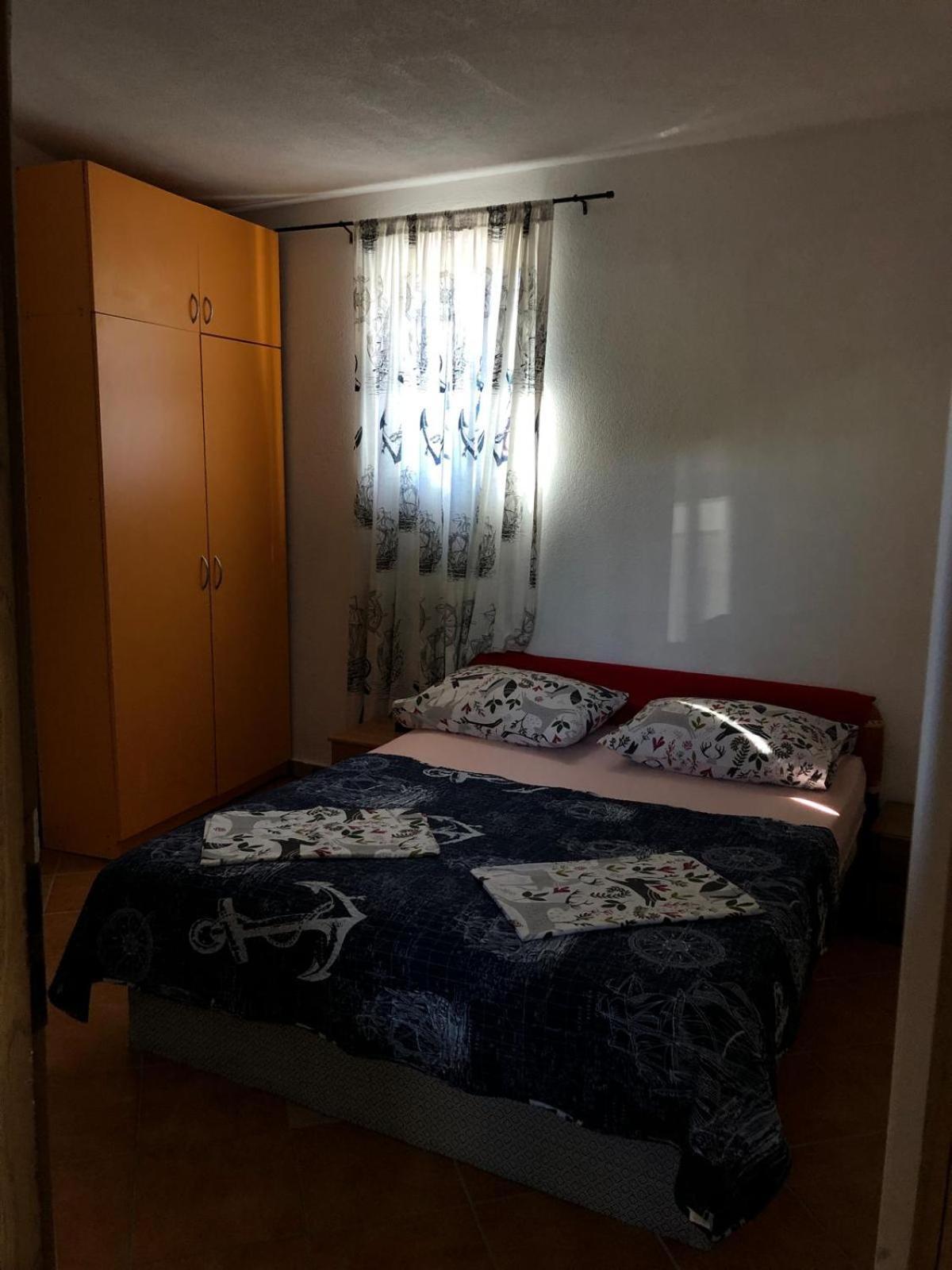 Apartmani Cesarica คาร์โลบัก ห้อง รูปภาพ